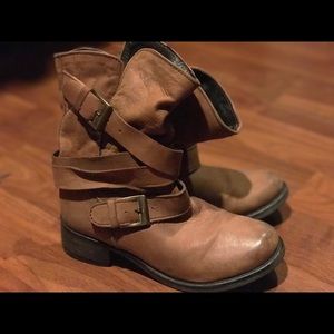 Steve Madden Boots